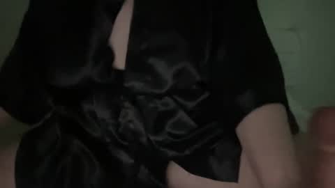 lilyrose1290 online show from February 5, 10:11 pm