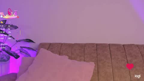 Lily  online show from September 18, 9:35 am