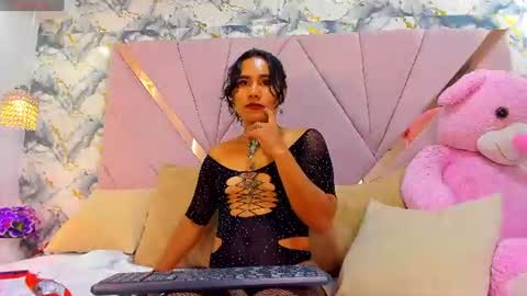 Lily Rose online show from July 24, 5:43 pm