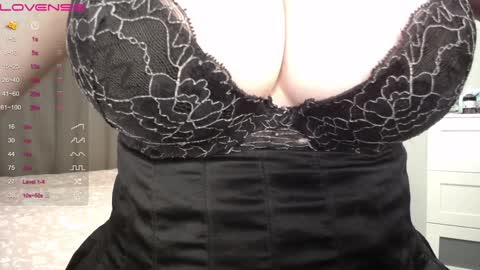 Lina online show from January 31, 8:12 pm