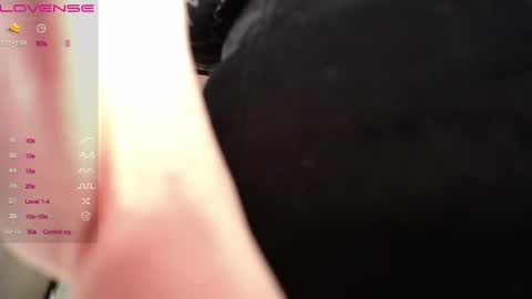 Lina online show from March 2, 11:29 am