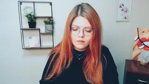 Snapshot of lina_ri chatting on October 21, 3:59 pm lina_ri online show from October 21, 3:59 pm