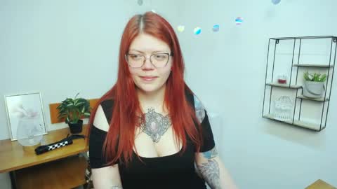 lina_ri online show from April 25, 2:25 pm