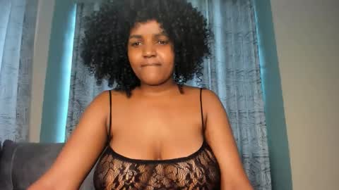 Snapshot of lina_sexy58 chatting on October 21, 12:32 pm lina sexy58 online show from October 21, 12:32 pm