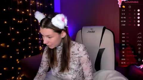 Lina online show from November 12, 8:27 am