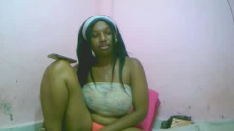 Snapshot of linah1123 chatting on October 23, 6:37 am linah1123 online show from October 23, 6:37 am