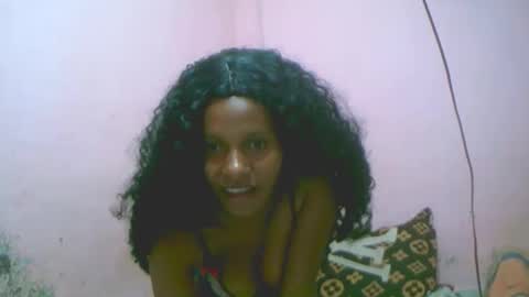 linah1123 online show from December 2, 7:12 pm