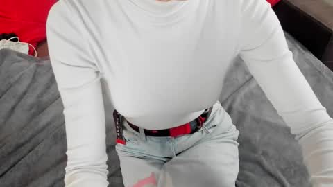 Snapshot of linashy_ chatting on October 27, 2:44 am Lina online show from October 27, 2:44 am