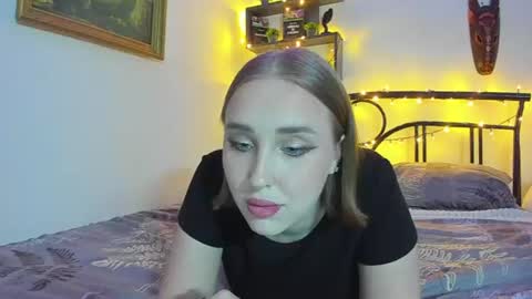 Lina online show from July 15, 9:52 pm