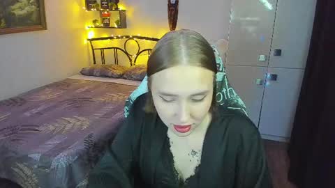 Lina online show from June 25, 9:31 pm