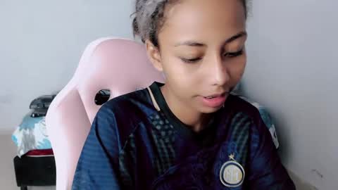 linda brown  online show from April 22, 12:12 pm