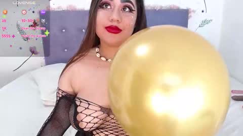 Linda  online show from February 20, 9:28 pm