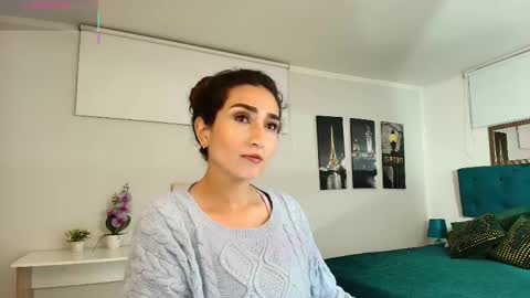 Maria Paula online show from April 29, 12:21 pm