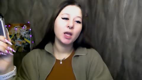 Linda online show from December 4, 1:00 pm