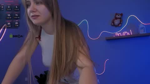 linda_save online show from March 6, 9:14 pm