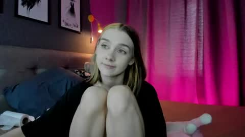 linda_zimmermann online show from July 19, 10:07 am