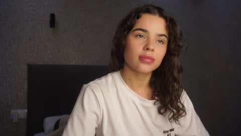 Linda online show from April 6, 1:12 pm