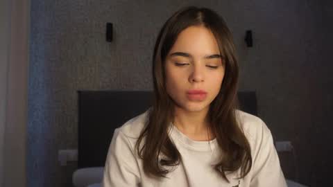 Linda online show from April 8, 1:25 pm