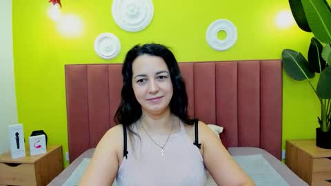 Linda online show from February 2, 1:36 am