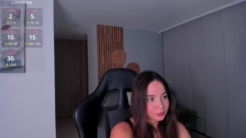 call me annie online show from October 29, 11:05 pm