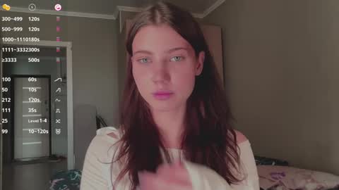 Linda online show from March 29, 1:24 pm