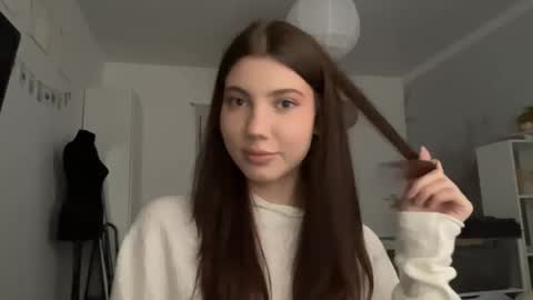 Linda online show from March 20, 1:49 pm