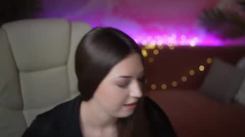 Lindsy online show from June 21, 6:53 am