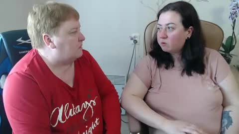Lindy Jeanie20 online show from May 2, 9:26 am