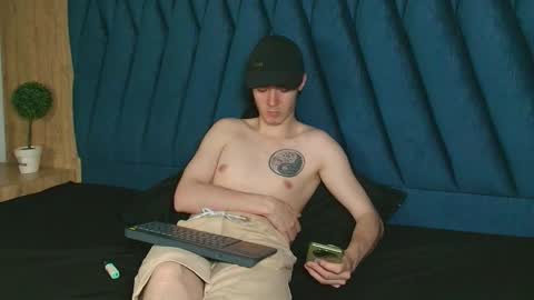 Lio online show from April 10, 6:30 am