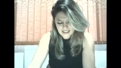 lionessmom online show from December 23, 7:03 am