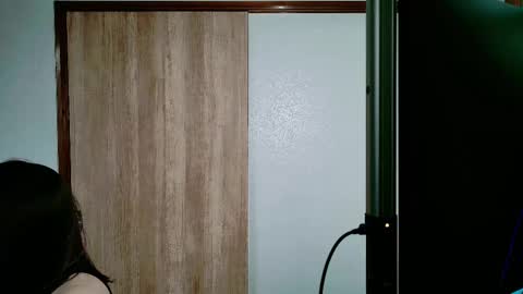 lionnigouki online show from January 5, 7:17 am