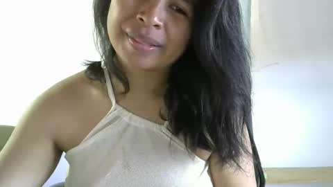 liora online show from May 11, 4:41 am