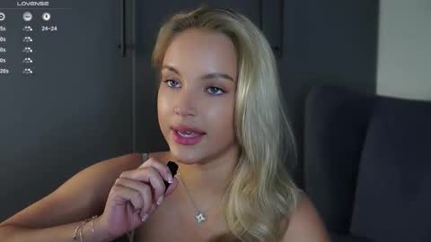 Amelia online show from September 9, 1:05 am