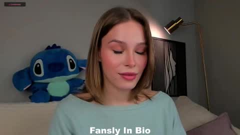 Lina online show from October 21, 1:22 am