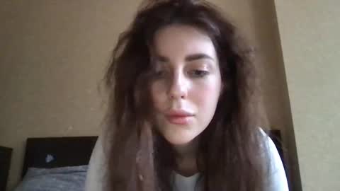 lipsylolly online show from February 6, 1:03 pm