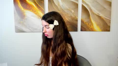 Lira revery online show from November 20, 1:15 am