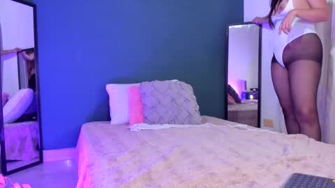 liry online show from February 17, 8:52 pm