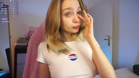 Lisa online show from March 6, 9:36 am