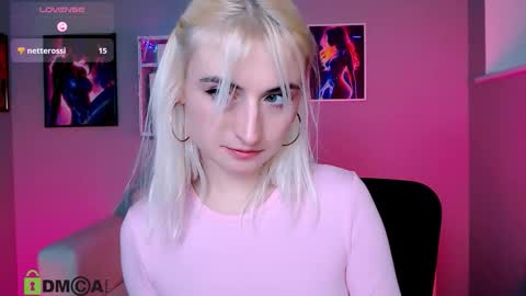 Lisa online show from November 3, 8:54 pm