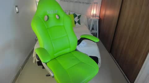 Lisa  online show from September 25, 11:17 am