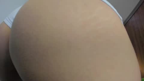 Lisa  online show from February 19, 3:16 pm