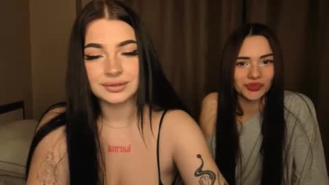 Lisa and Den online show from November 30, 1:18 pm