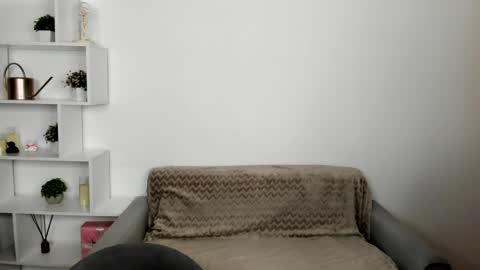 Lisa online show from April 23, 12:29 pm