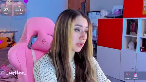   LISA   online show from December 5, 12:58 am