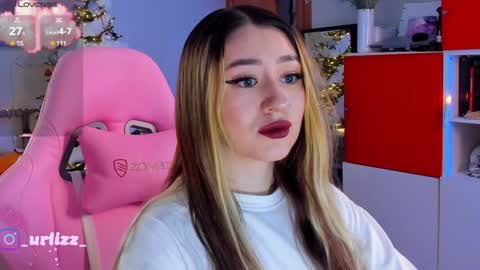   LISA   online show from December 22, 7:10 pm