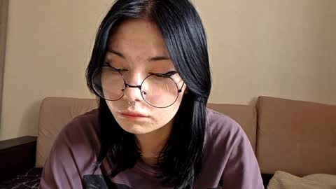 lisandrasteed online show from April 5, 8:44 am