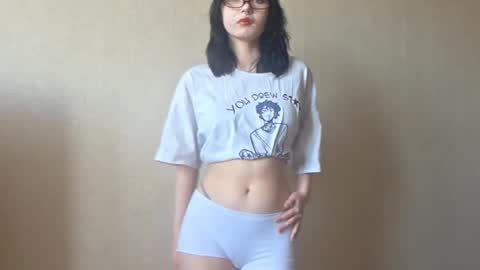 lisandrasteed online show from April 15, 10:07 am