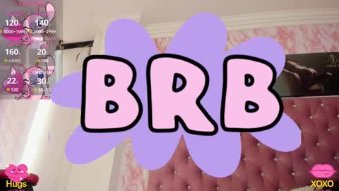 lisawalker_ online show from February 22, 5:57 pm