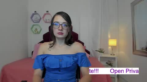 Liseth Rios online show from December 21, 12:49 pm