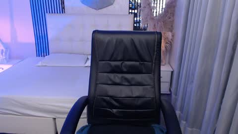 Andrea online show from April 15, 4:16 am